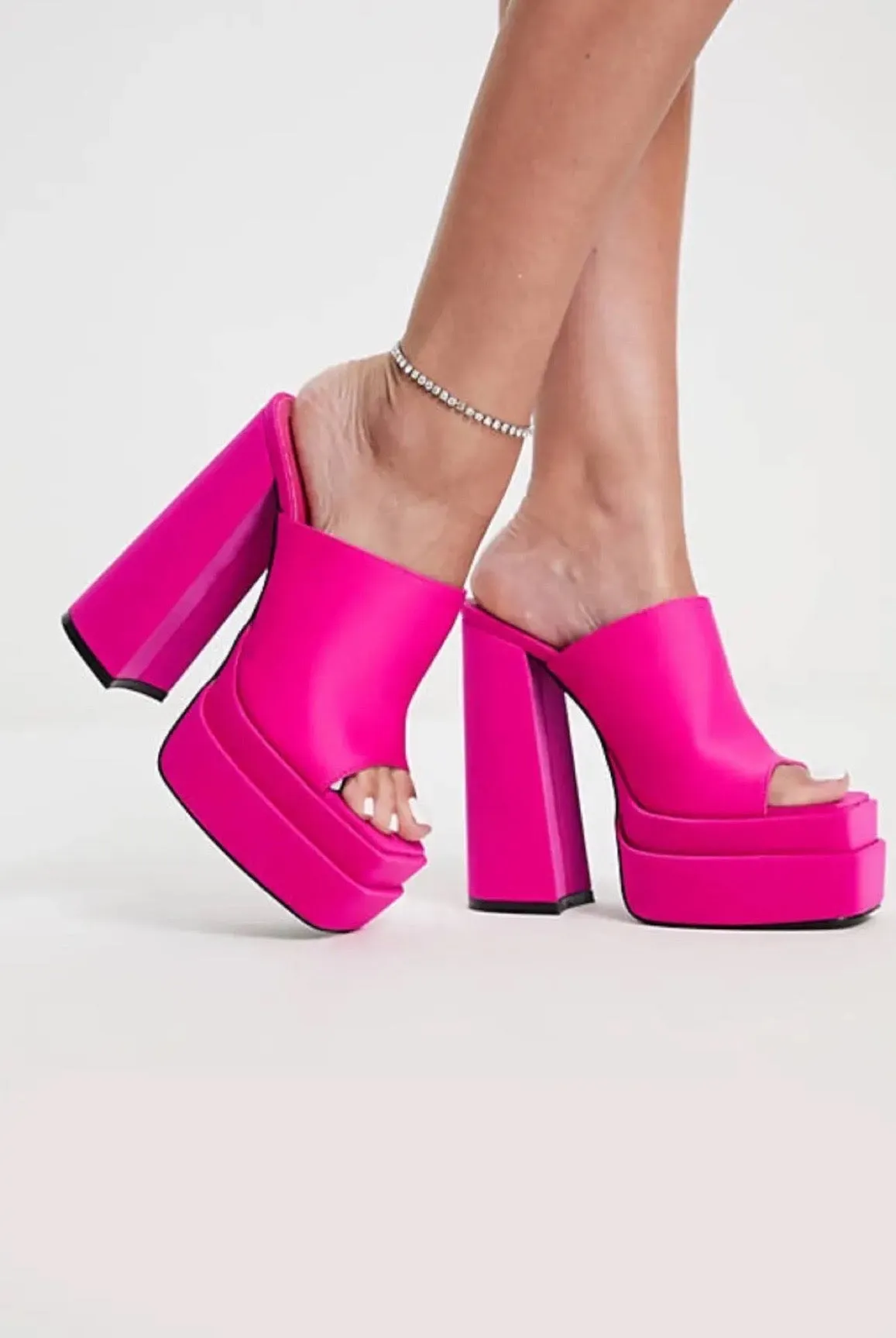 Article.....Block Platform Heel Mules