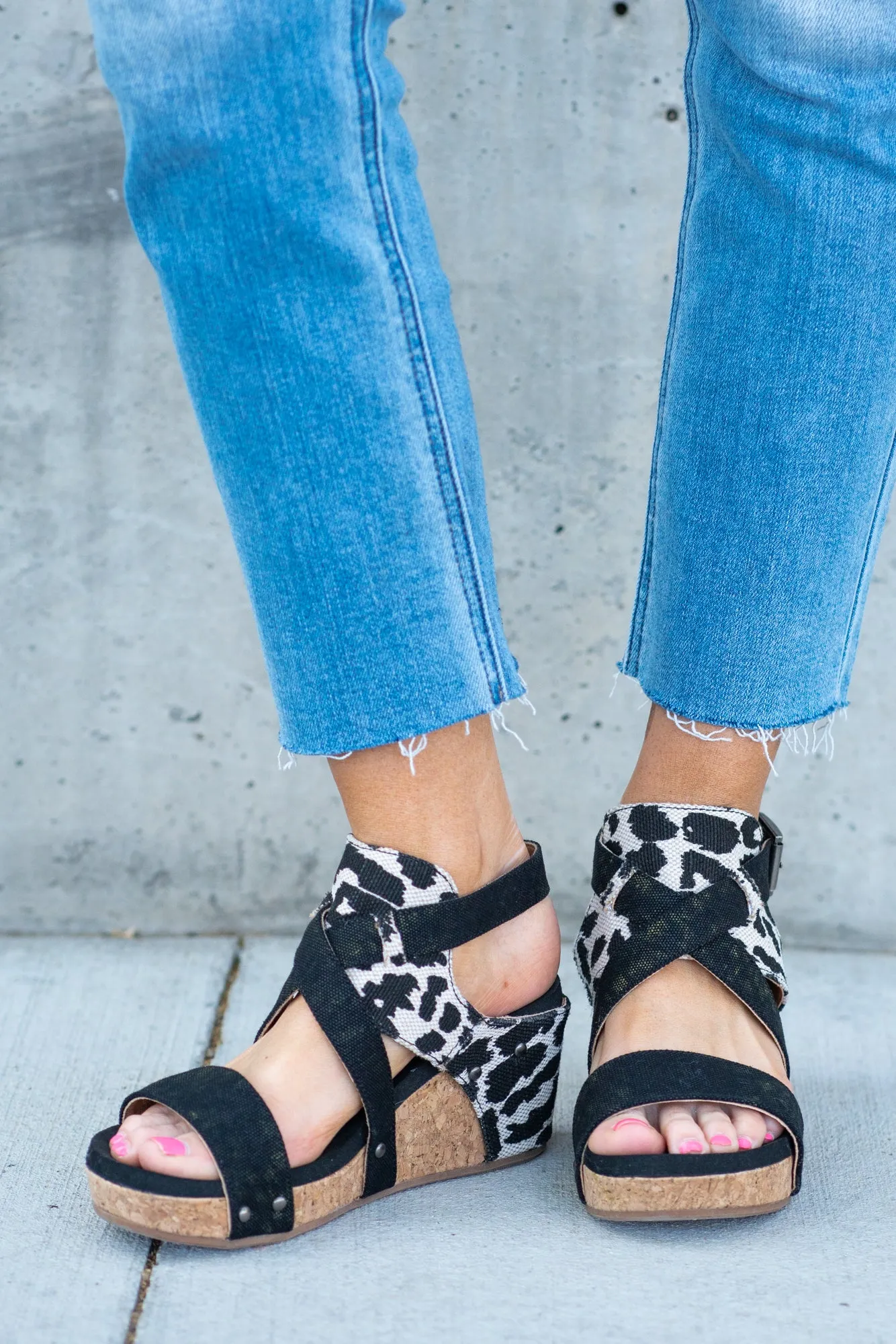 Claire Wedge Sandals Black