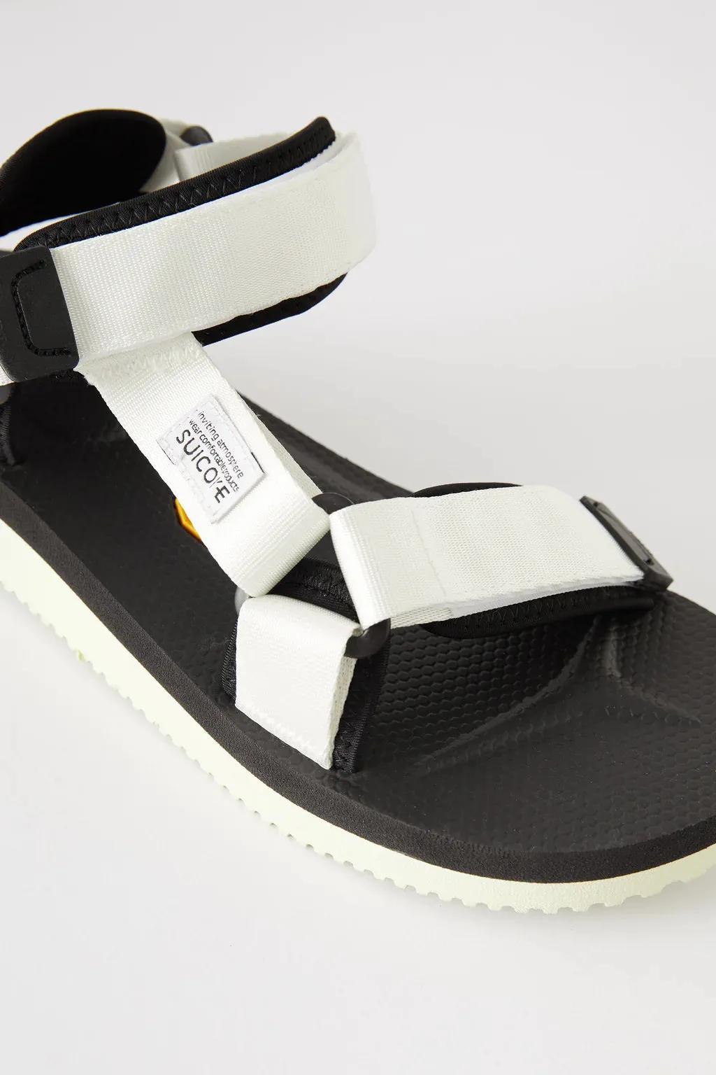 Depa V2 - White