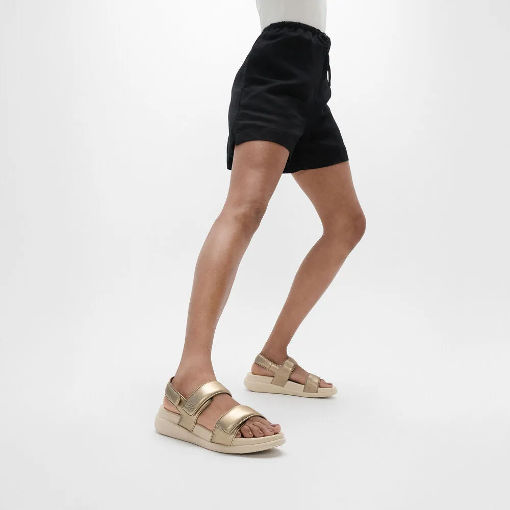 FitFlop F-Mode Go Adjustable Flatform Backstrap Sandals - Platino