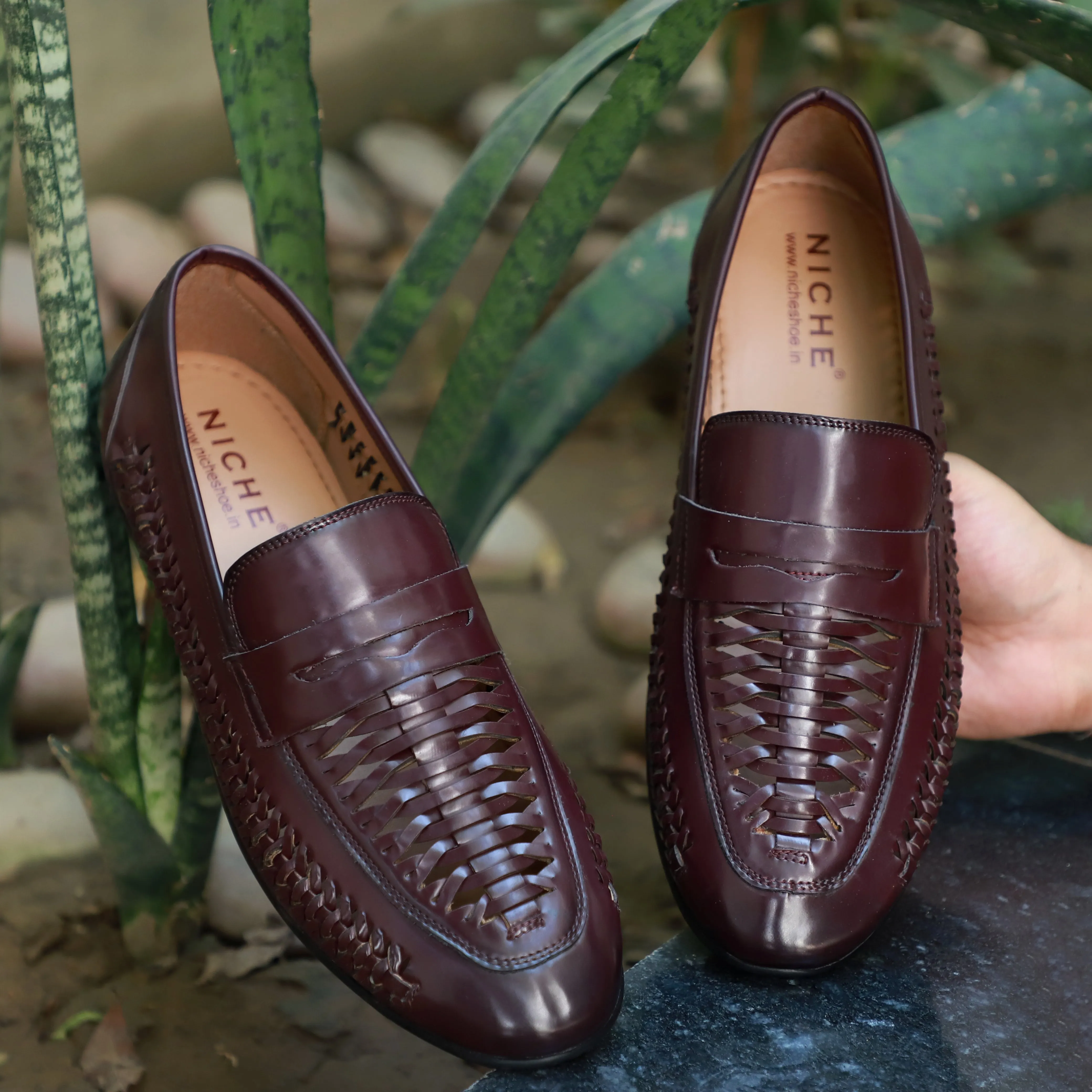 NICHE Cherry Hand Weaved Kolhapuri Loafer (Extra Comfortable)