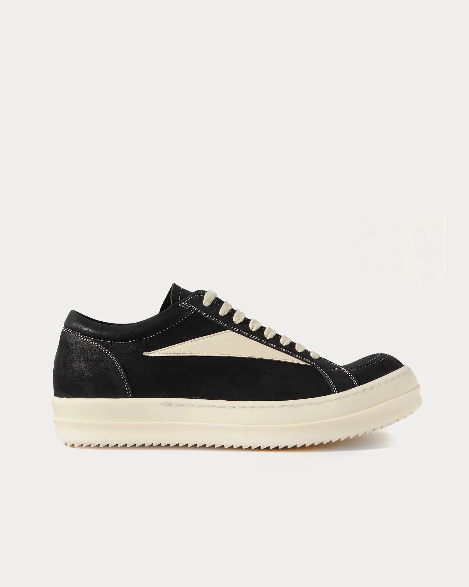 Vintage Leather Black / Milk Low Top Sneakers